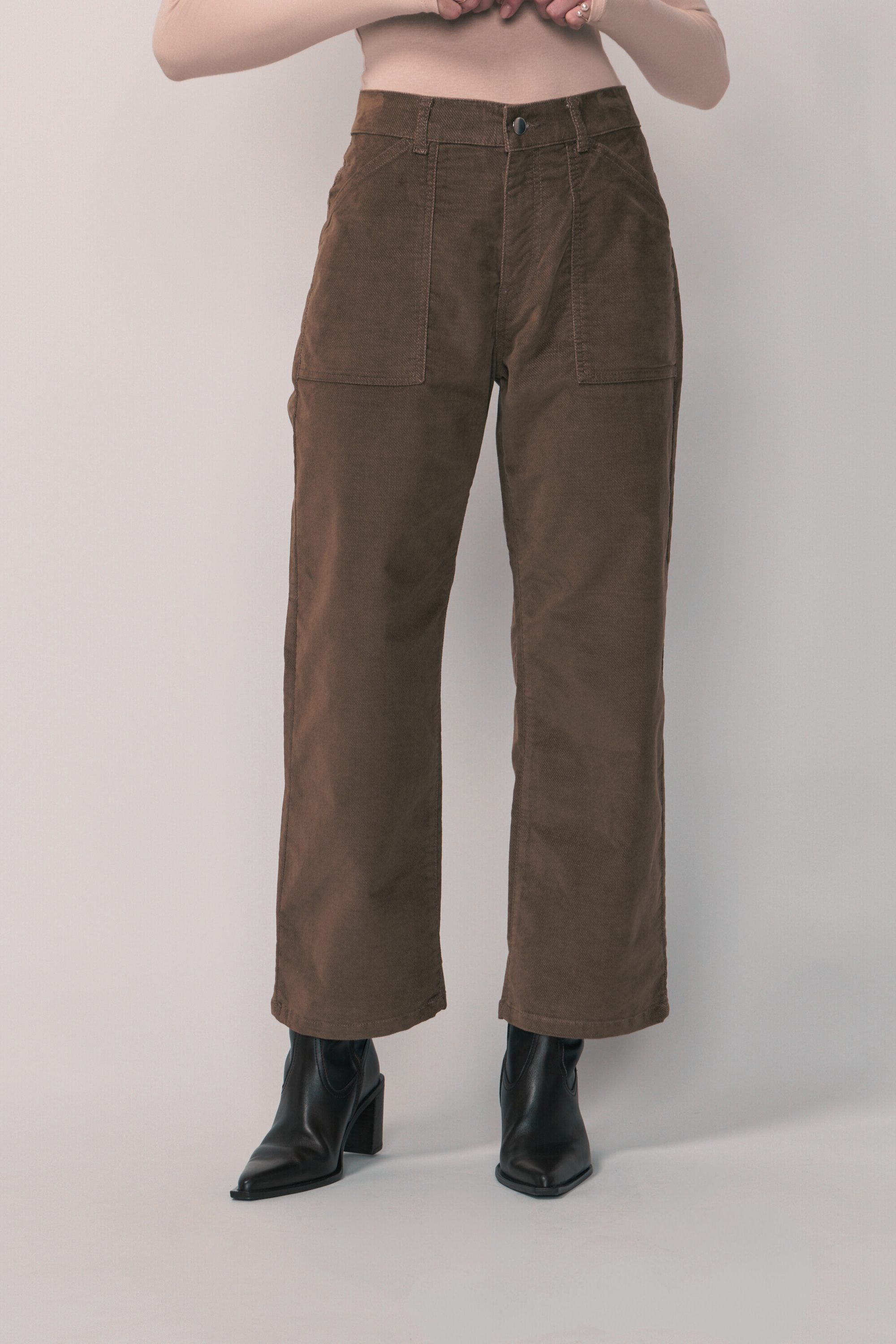 Eddy in Velvet Velvet - Tobacco