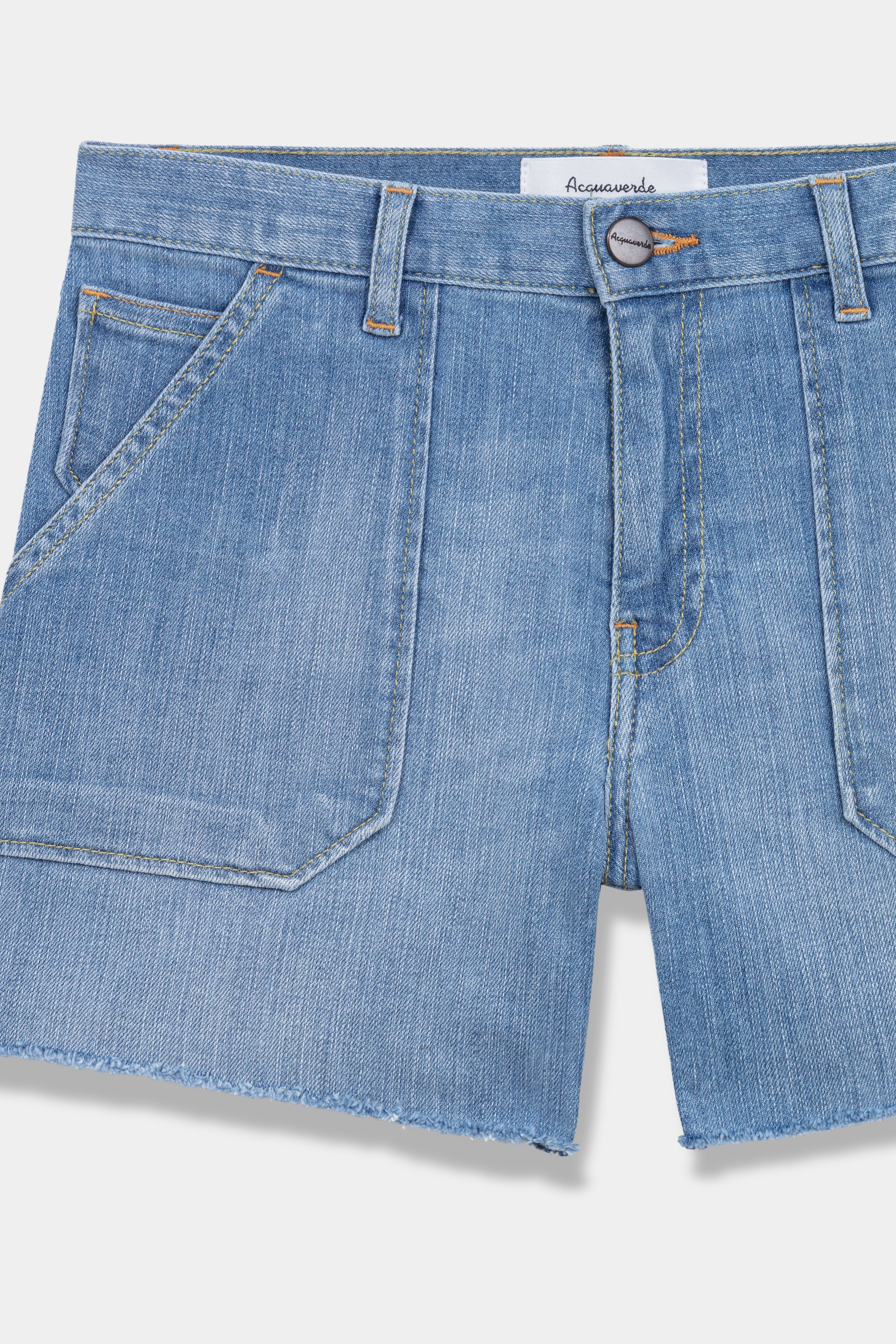 Herramientas Cortas en Denim - Ligeras Usadas