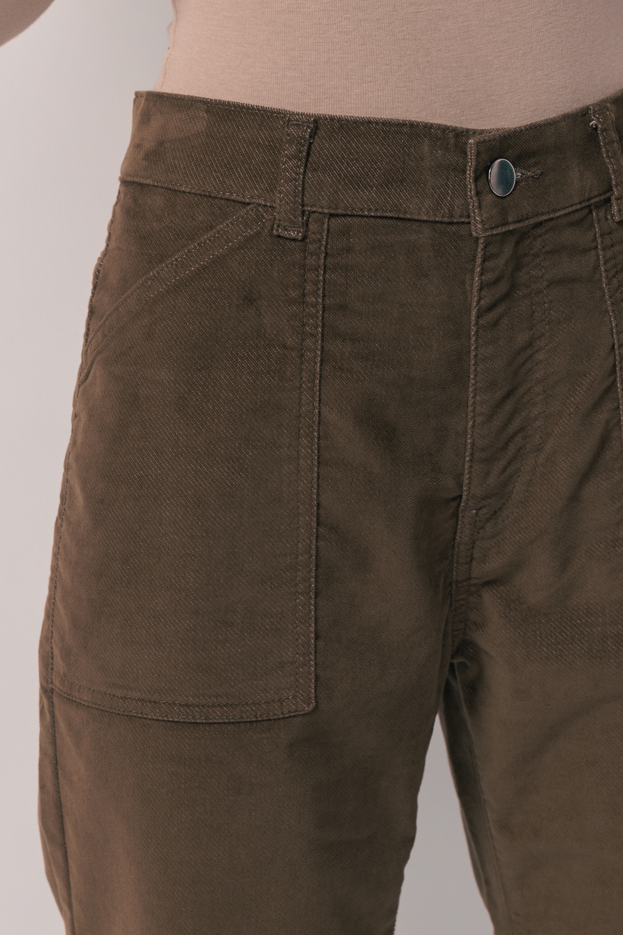 Eddy in Velvet Velvet - Tobacco