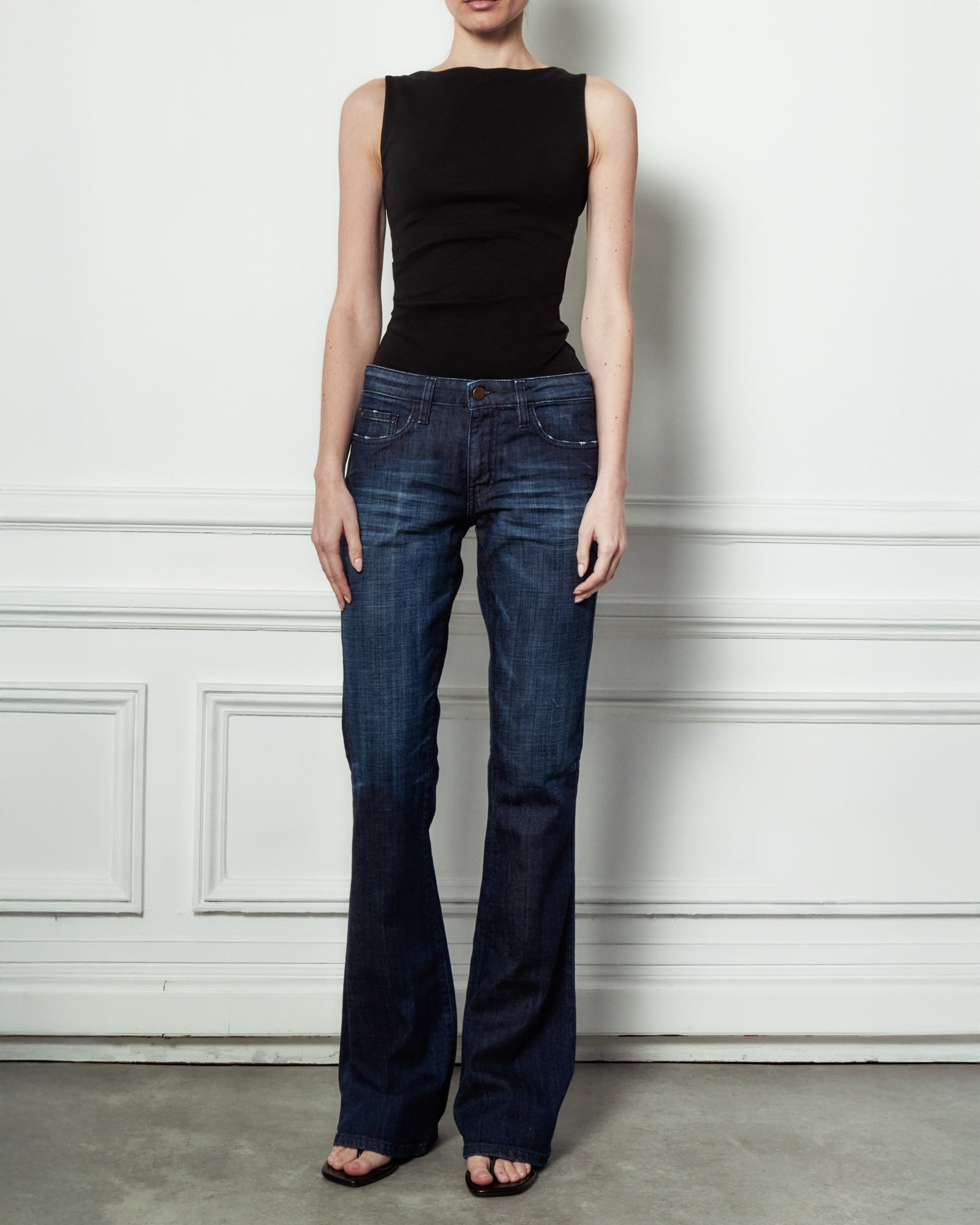 Jean Sienna - Worn Dark